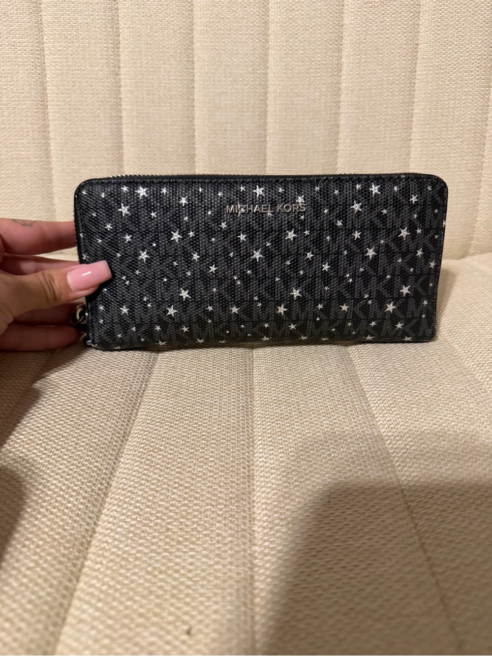 Michael Kors Jet Set Travel Wallet - Black Signature MK Logo & Silver Stars
